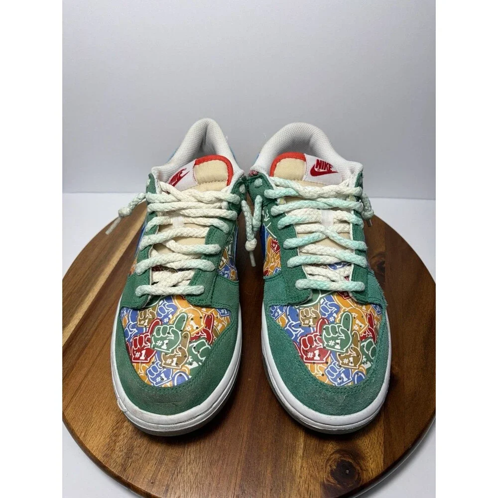 Nike Dunk Low GS “Foam Finger” Size 7y Kids Sneaker Stadium Green White